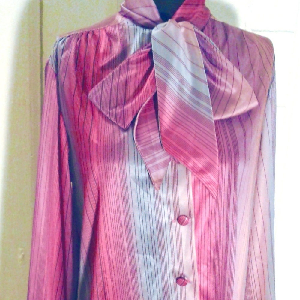 Blush P@$$y Bow Blouse!